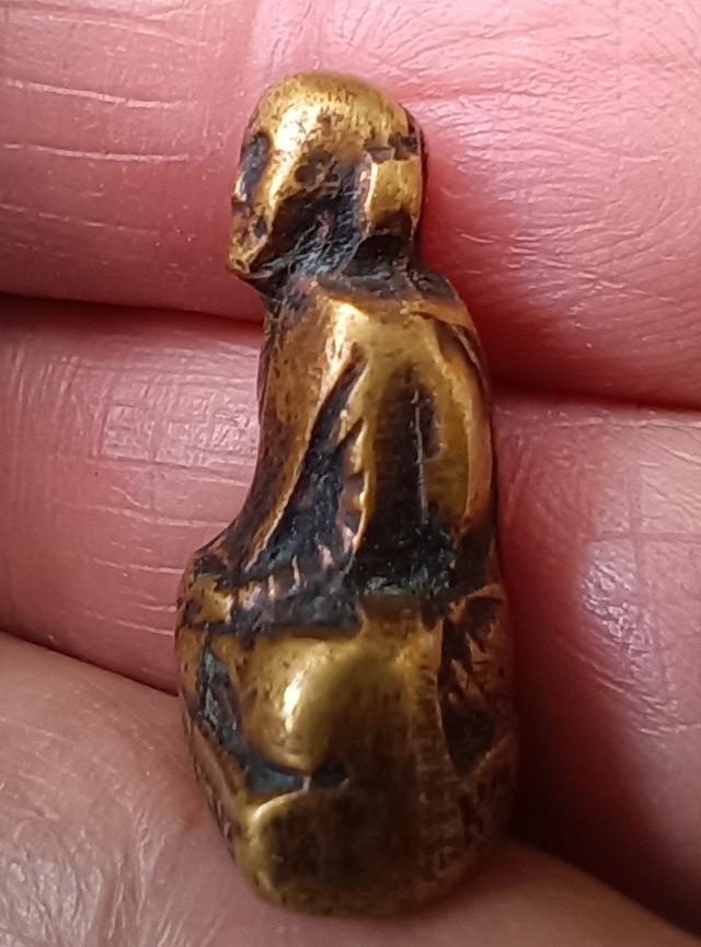 หล่อรูปเหมือน หลวงพ่อกวย