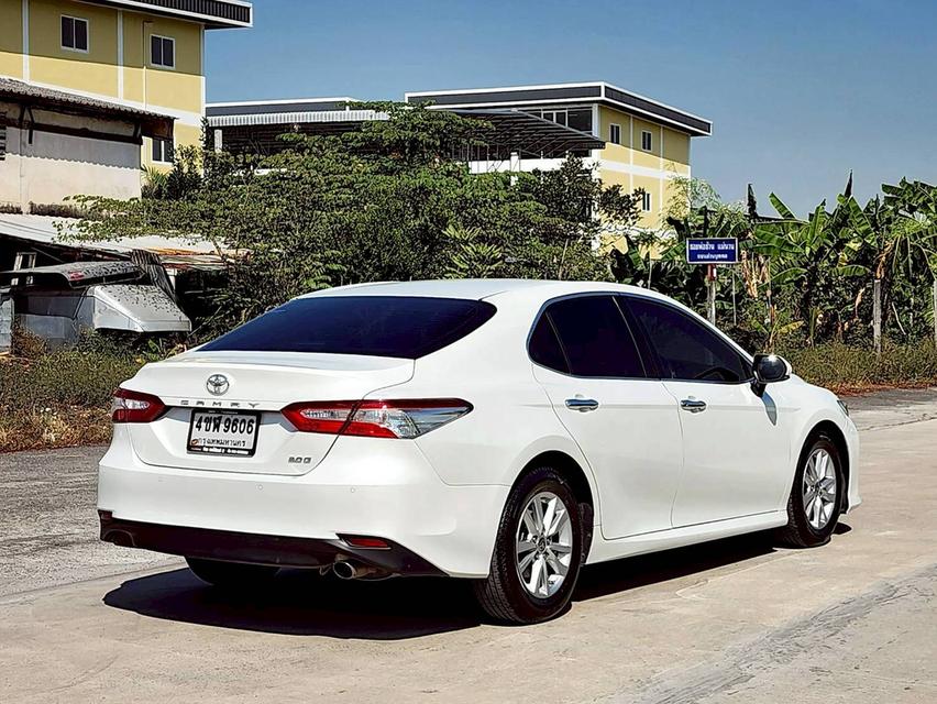 Toyota Camry 2.0G ปี19 7