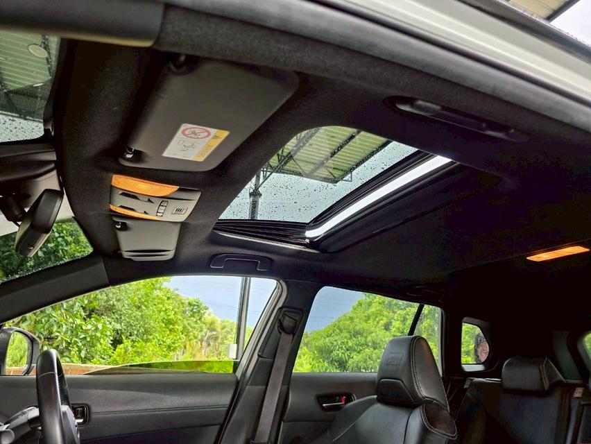 ขาย Toyoya Cross 1.8Hybrid GR Sport ปี22 13