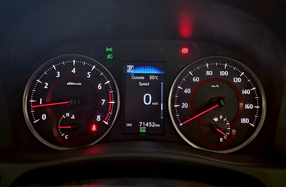 TOYOTA ALPHARD 2.5 SC PACKAGE ปี 20 จดทะเบียน ปี 2020 แท้  Mile 71,000 km (1,990,000)  20