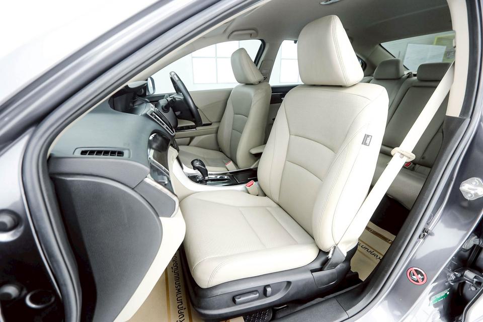 รหัสรถ 1E034 ACCORD  2.0 E 2016 5