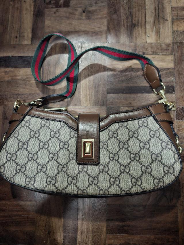 กระเป๋า Gucci มือสอง