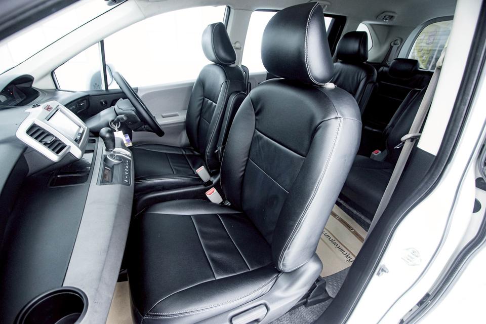 HONDA FREED 1.5 SE 2012 12