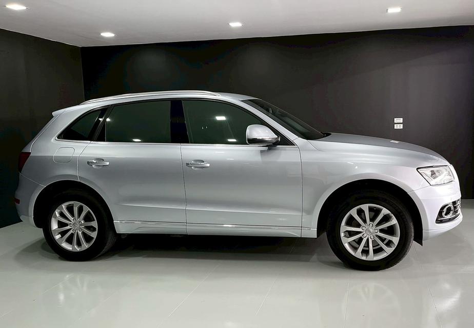AUDI Q5 TDI Quattro Minorchange เครื่องยนต์ Diesel หายาก 2014 SUV ขนาด 6
