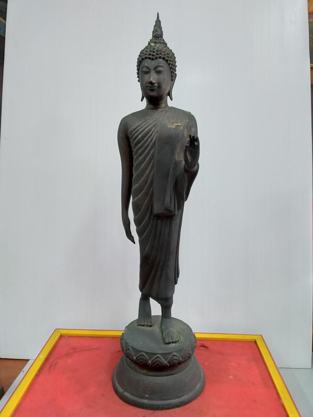 พระบูชาปางลีลาประทานพรสูง22นื้วออกวัดบวรนิเวศฯปี32