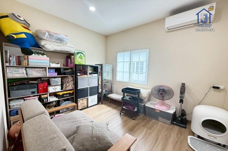 ขายทาวน์โฮม 2 ชั้น หมู่บ้านโกลเด้น ทาวน์ เกษตร-นวมินทร์ ซอยนวมินทร์ 42 แยก 25 หลังมุม 9