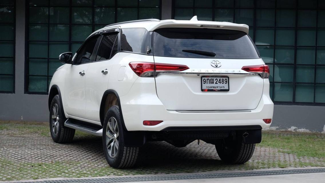 รหัสรถ KN2489 TOYOTA FORTUNER 2.4 รุ่น G 2019