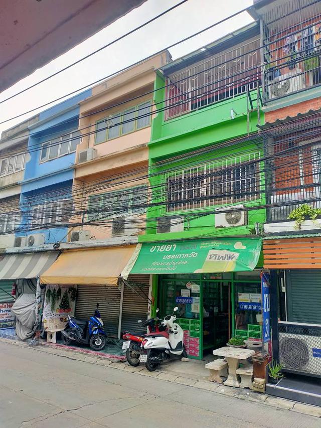 ขายอาคารพาณิชย์ 3ชั้น ใกล้ถนนใหญ่เส้นสุขสวัสดิ์ ซอยสุขสวัสดิ์ 84 (ขาออก) 3