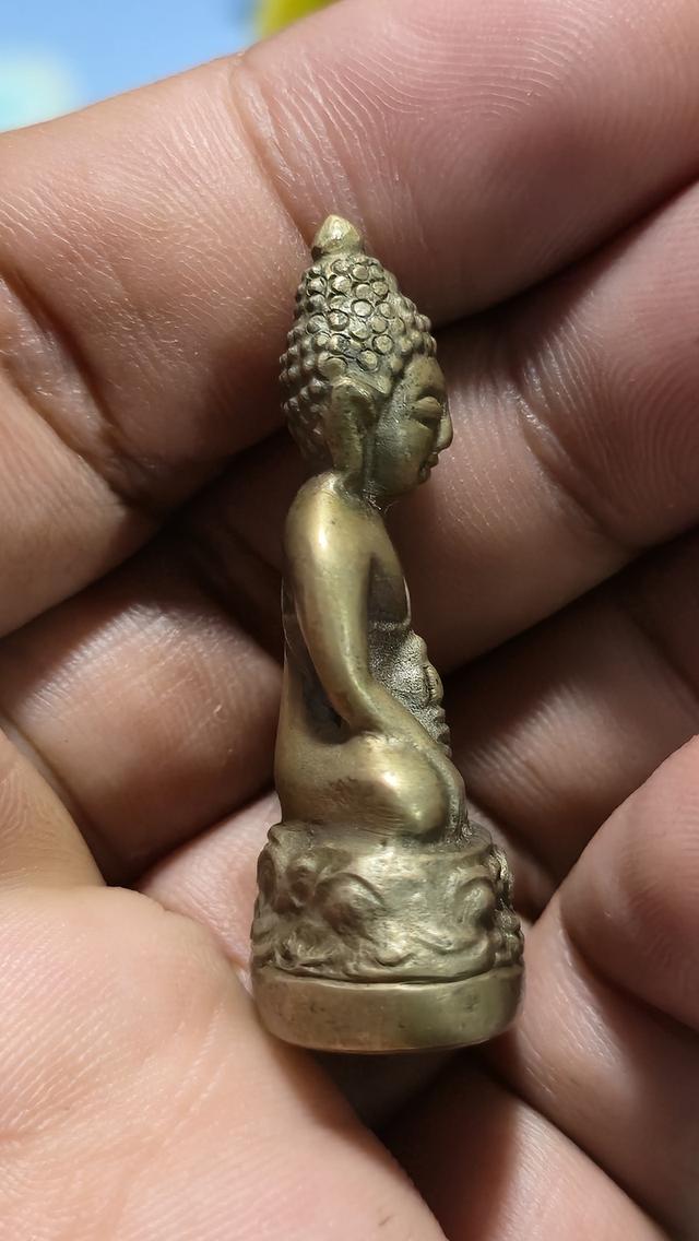 พระกริ่งเก่า ก้นอุดแผ่นโลหะ