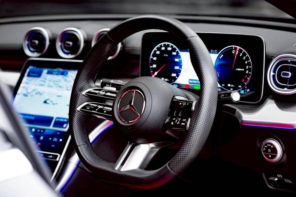 รหัสรถ PR2233 Mercsdes-Benz C350e AMG Dynamic Sport Package (Top Option) ปี23 12