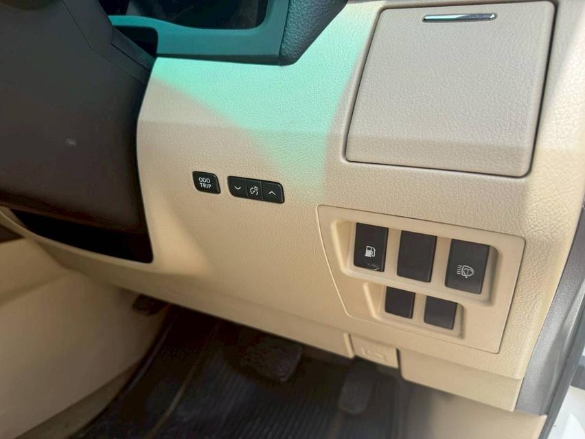Lexus RX270 2011………… รูปที่ 15
