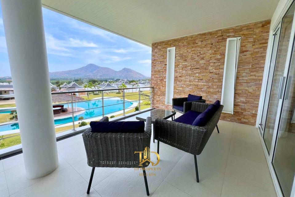 FOR RENT  3 Bedrooms 3 Bathrooms 11