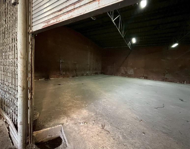 ให้เช่าโกดัง โรงงานพร้อมสำนักงาน 2 ชั้น / พื้นที่ดิน 250 ตารางวา / พื้นที่ใช้สอย 1000 ตารางเมตร / ทำเล สำโรงใต้ ปู่เจ้าสมิงพราย 4