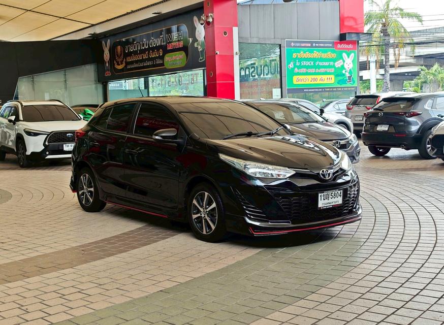 Toyota Yaris 1.2 Mid Hatchback ปี 2020