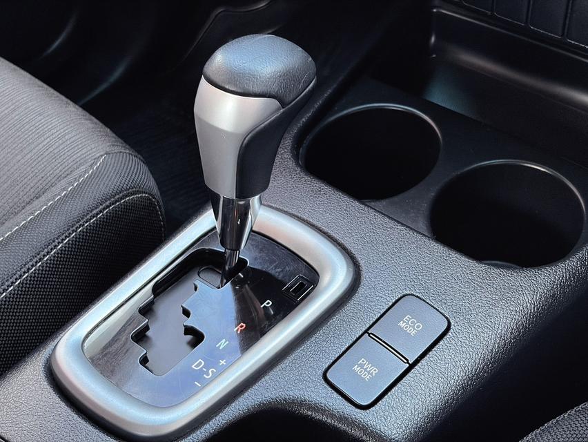 Toyota Revo 2.4E ปี18 9