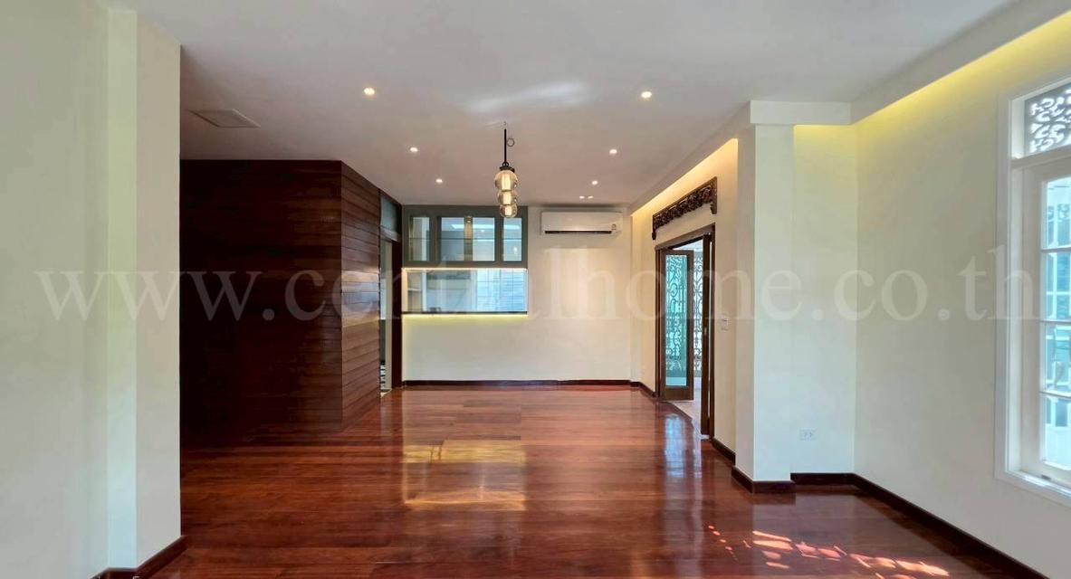 บ้านเดี่ยว เศรษฐสิริ ประชาชื่น เรสซิเด้นซ์ 4 หลังริม รีโนเวทใหม่ พร้อมเข้าอยู่ 8