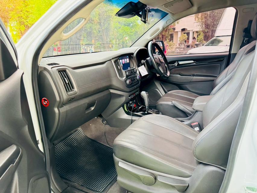 CHEVROLET TRAILBLAZER  รุ่น LTZ เครื่อง2.5cc. AUTO ปี 2019 ~ป้ายแดงขายเกือบ1.5ล้านบาท ~ประหยัดเงินไปถึง60%คะ ~จุดเด่นของคันนี้ ~ใช้น้อยไมล์แท้100%คะ  7