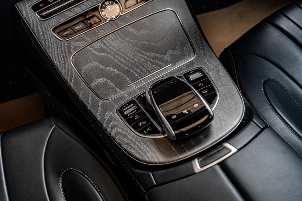 (แจ้งรหัสรถ CBL6931) Mercedes-Benz CLS300d 2.0 AMG Premium W257 AT 2019 รูปที่ 16