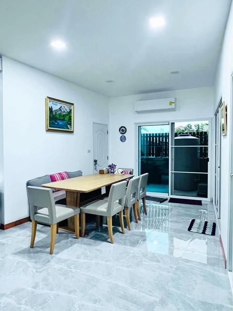 จัดเต็มเฟอร์ฯ แปลงยาว ฉะเชิงเทราให้เช่าบ้านรีสอร์ทสุดหรู 302ตร.วา. 902ตร.ม. รร.วัดหัวสำโรง 1.6 กม. พร้อมพื้นที่สวนขนาดเล 3