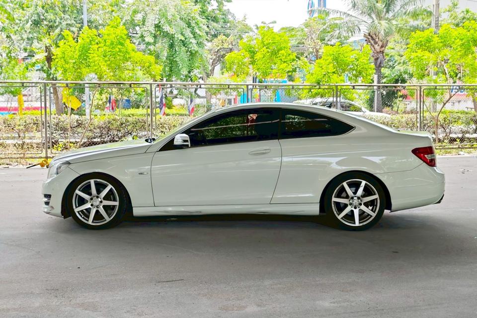 Mercedes-Benz C180 W204 Coupe AT ปี 2011 รถสวยไมล์น้อย 96,xxx  8
