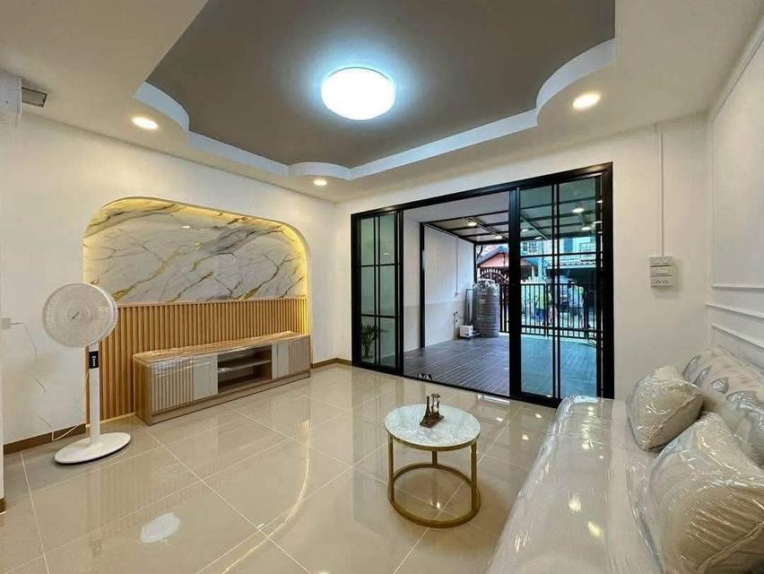 🔥 ทาวน์เฮ้าส์ 2 ห้องนอน บางบัวทอง ราคาเพียง 1.55 ล้าน พร้อมเฟอร์!🏡 หมู่บ้านสิรารมย์ ถนนบ้านกล้วย–ไทรน้อย เนื้อที่ 16 ตร.ว. 5
