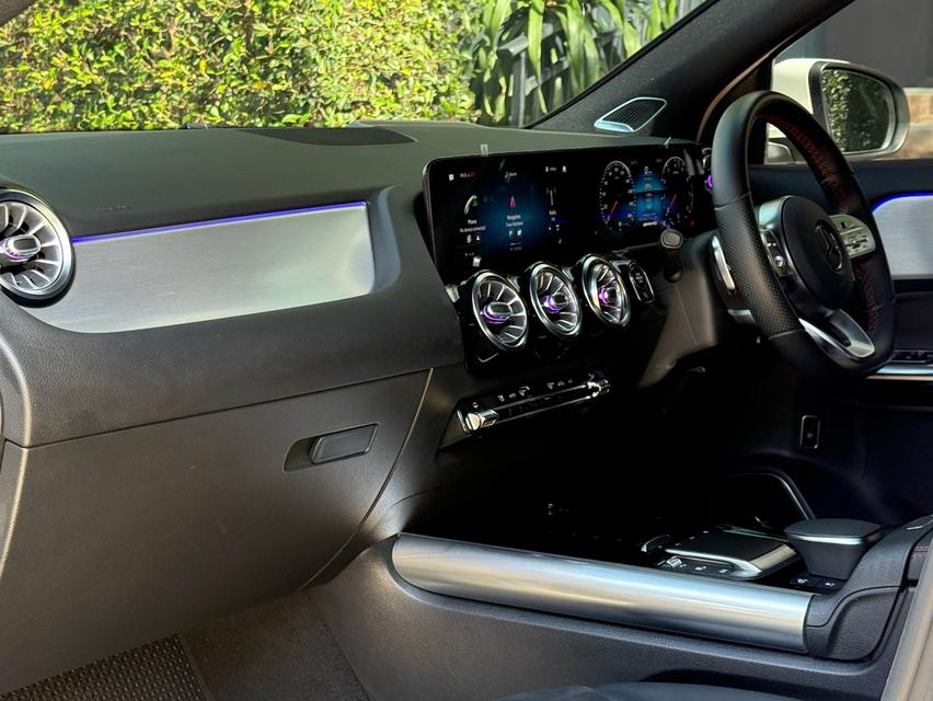 2022 BENZ GLA35 รถมือเดียวออกป้ายแดง สภาพป้ายแดง รถวิ่งน้อยเพียง 40,000 กม ไม่เคยมีอุบัติเหตุครับ 11