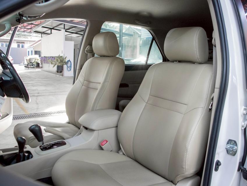 TOYOTA FORTUNER 3.0 V 4WD ปี2008ออพชั่นแน่นเต็มคัน    ขับ4  วิ่งน้อย 47,000 กม. 12