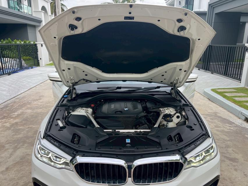 รหัสรถ AP322 BMW 520 d M-Sport ปี 2020 20