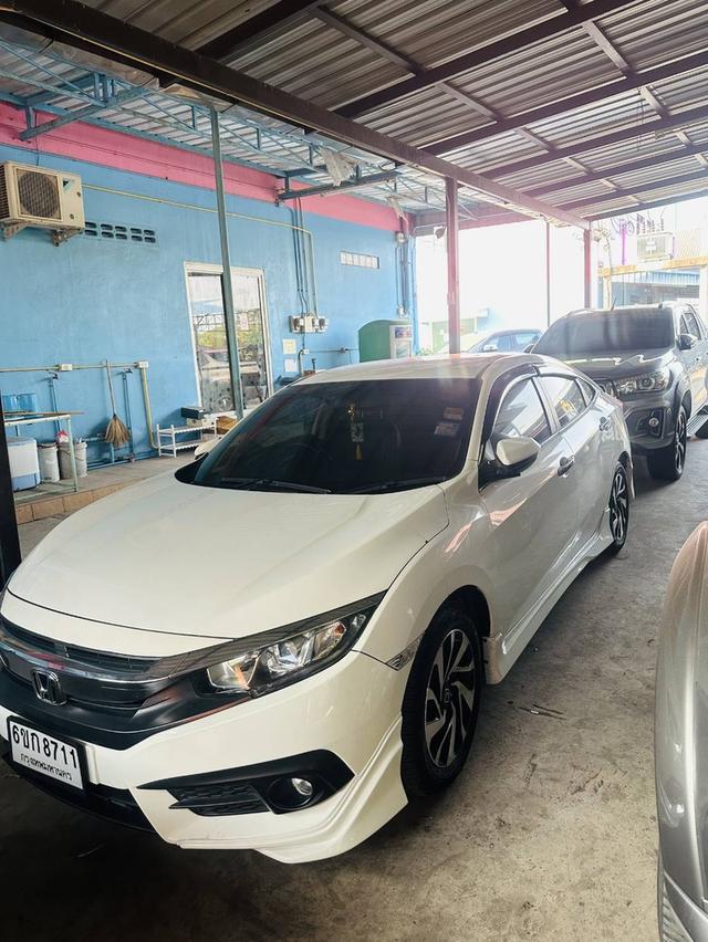 ขายด่วน!! Honda Civic 1.5 TURBO ไมล์ 37,000 กม..