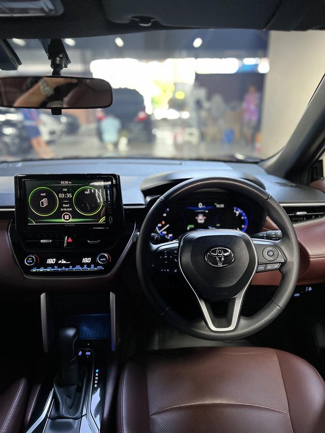 Toyota Corolla Cross 6