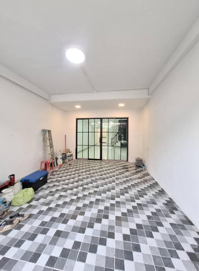 ขาย ทาวน์เฮาส์ หมู่บ้านเพชรเกษม2 (ฝั่งเหนือ) พุทธมณฑลสาย2 รีโนเวทใหม่พร้อมอยู่ 2