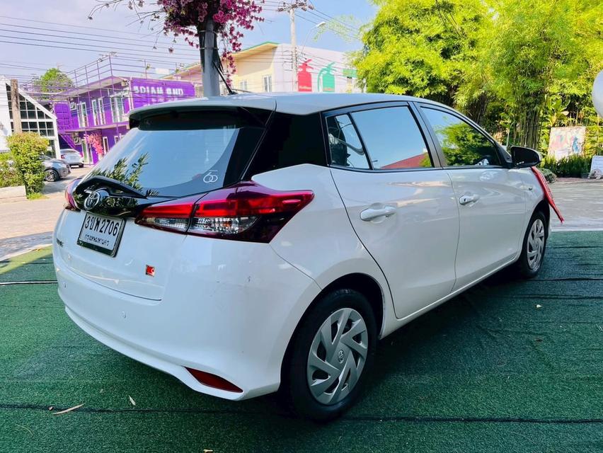TOYOTA YARIS เครื่อง1.2cc.+LPG รุ่น ENTRY (AUTO) ปี 2022  ประหยัดน้ำมันคูณสอง รูปที่ 13