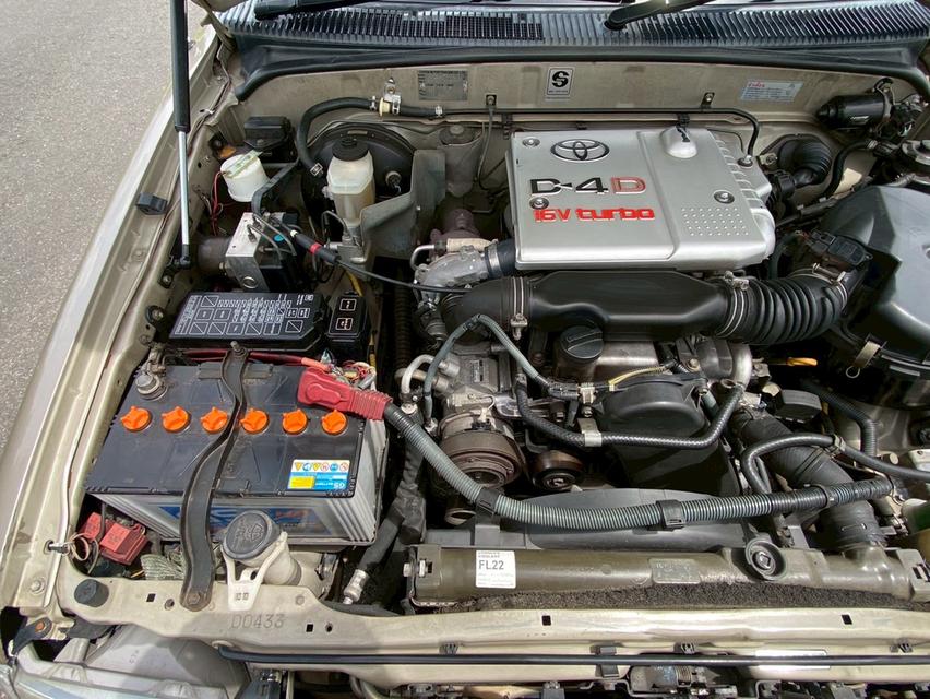 TOYOTA HILUX TIGER EXTRA CAB 2.5 TURBO D4D MT 20