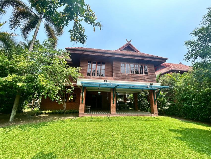 ขายบ้านเดี่ยว หมู่บ้าน Chiangmai Floraville (เชียงใหม่ ฟลอร่าวิลล์) 117.1 ตรว. 150 ตรม. 2 นอน 3 น้ำ 2 ชั้น วิวภูเขา 1