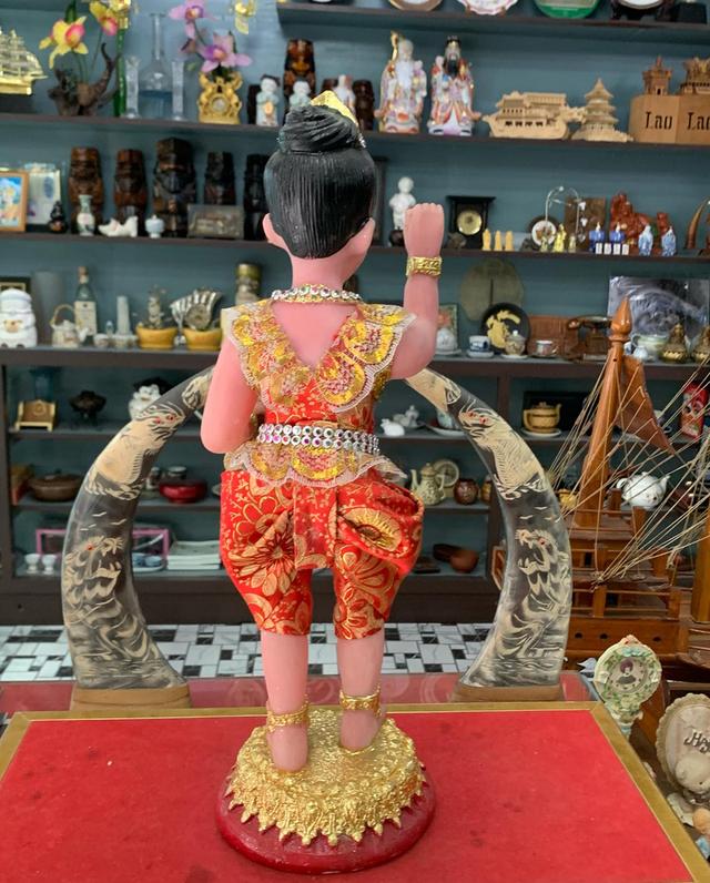 กุมารี องค์ใหญ่ 4