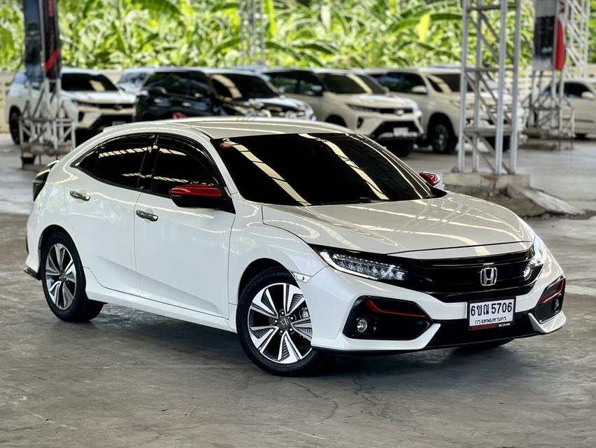 2017 Honda Civic FK 1.5 Turbo Hatchback สีขาว ไมล์ 84089 กม. 2
