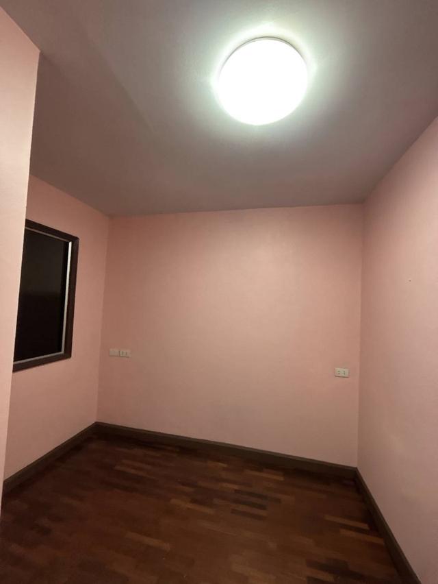🏠หมู่บ้านเค.ซีร่มเกล้า ซอยร่มเกล้า18 4