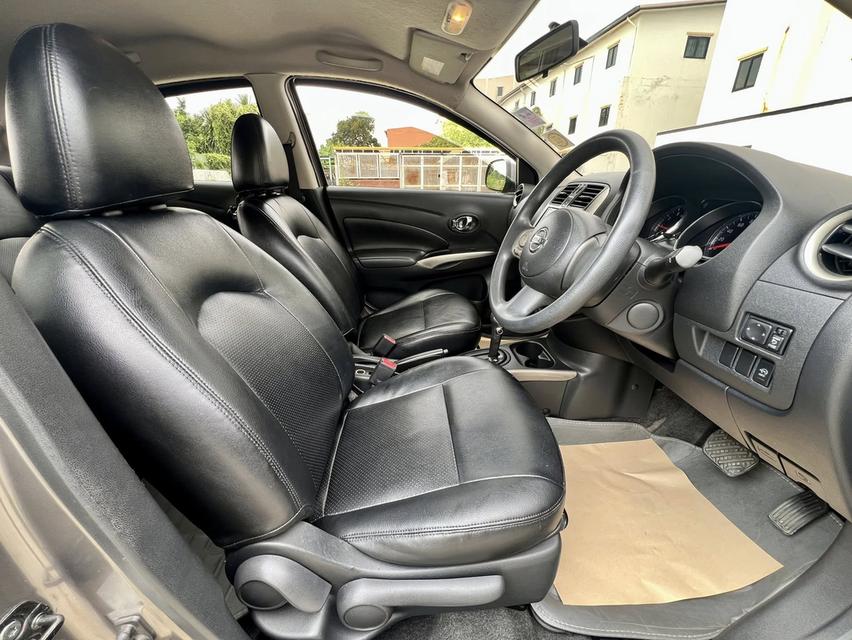 Nissan Almera 1.2V ปี 2012  11