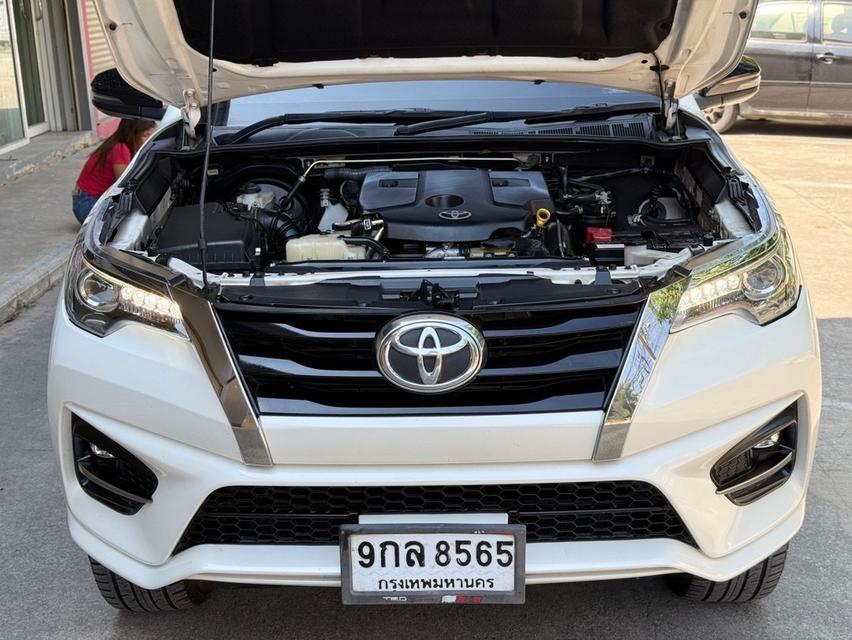 TOYOTA FORTUNER 2.8 TRD Sportivo ll Black Top 4WD 2018 รหัส 12AT8565 20