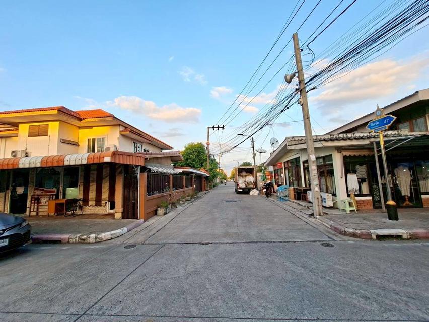 ขายบ้านเดี่ยว 2 ชั้น หมู่บ้านทิพวัล1 ใกล้สถานีรถไฟฟ้าทิพวัล 5