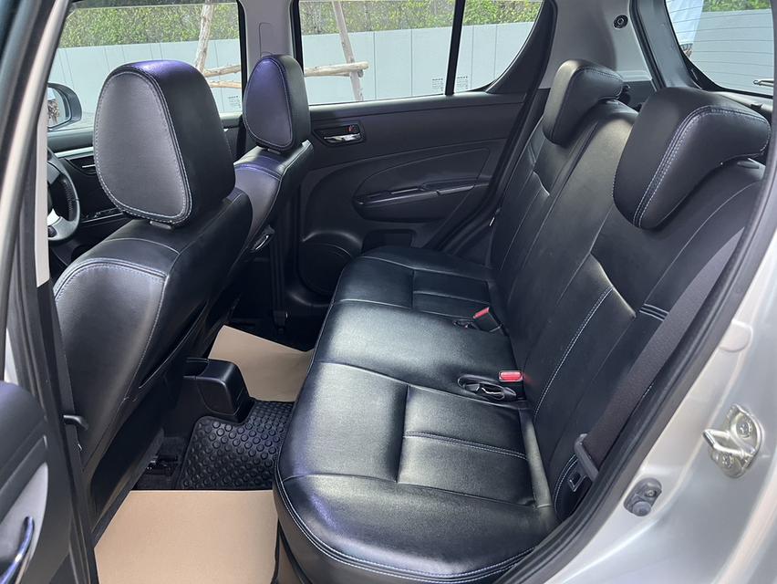 ปล่อยดาวน์ 20,000 เปลี่ยนสัญญา Suzuki Swift GLX1.2 2016 17