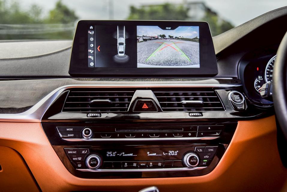 รหัสรถ CBL3000 BMW 520D Sport [G30] AT 2018 13