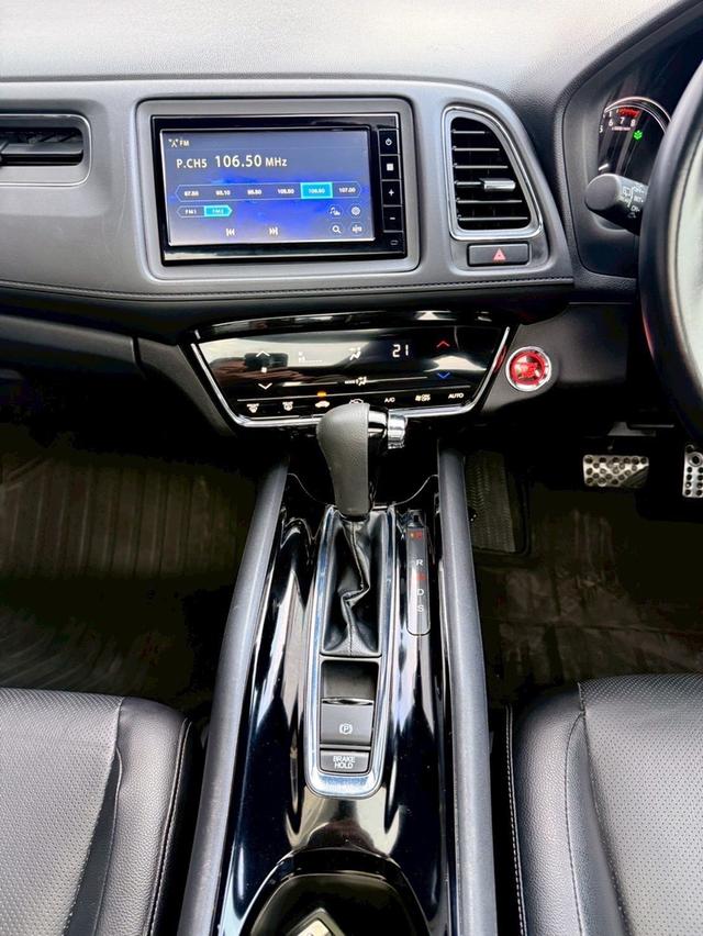  HONDA HRV 1.8RS TOP 2018 สีเทา MINOR CHANGE มือเดียว เข้าศูนย์ทุกระยะ 9
