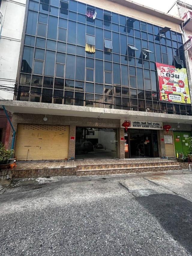 ขาย อาคารพาณิชย์ ตึกแถว รัชดา3 1440 ตรม 80 ตรว ทำเลดี 2
