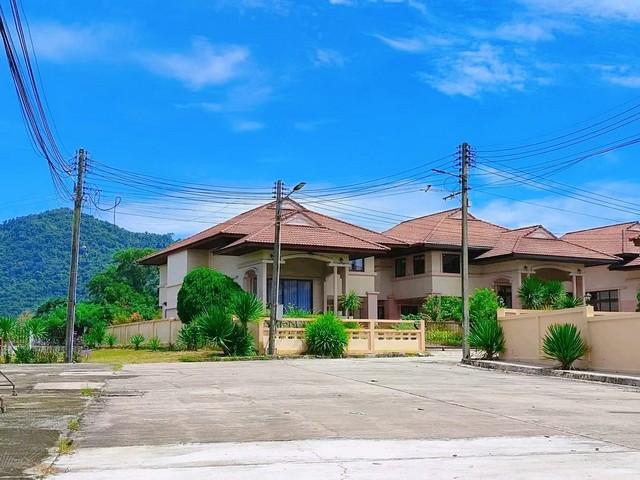 บ้านเดี่ยว 2 ชั้น 3 ห้องนอน ใจกลางบ้านฉาง ใกล้โรบินสัน-โรงเรียนนานาชาติ