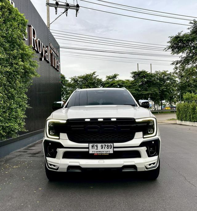 รหัสรถ AP9789 FORD EVEREST 2.0 BI TURBO TITANIUM PLUS 4×4 TOP ปี23 สีขาว