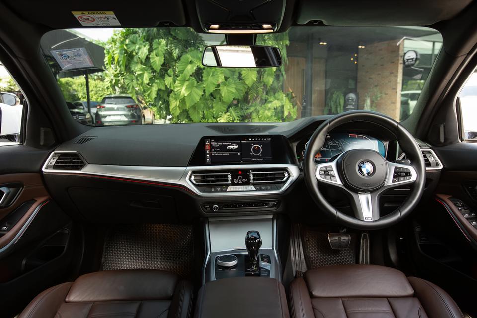 “BMW 320d M Sport“ ปี 2020 รูปที่ 3