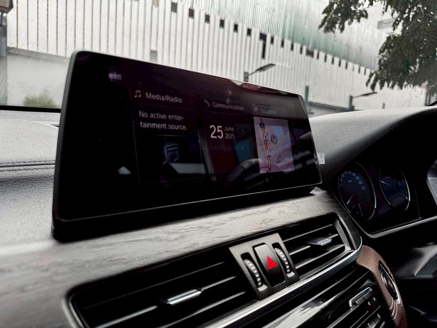 รหัสรถ LG53 For Sale : 2020 BMW X1 20d XLine 11