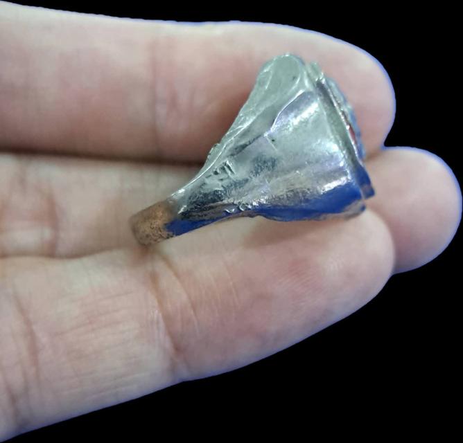 #แหวนหน้าโล่ลงยาสีแดงหลวงปู่วรพรตวิธาน(พันธ์ ติสฺโส)ปี2520 สภาพสวยเดิม#พระดีปีลึกอีกหนึ่งรุ่นของหลวงปู่ครับ*บริการจัดส่งทั่วประเทศครับ* รูปที่ 2