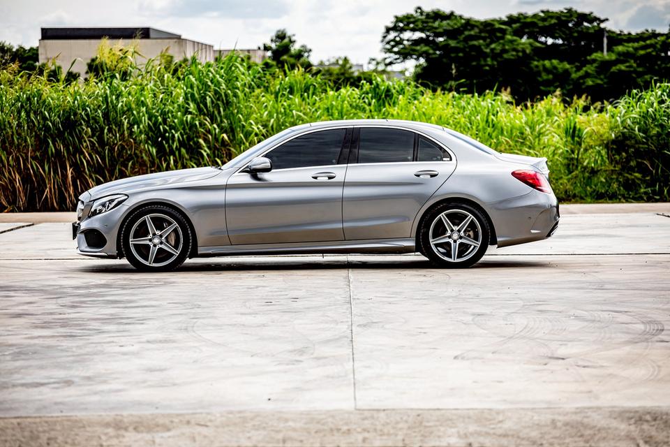 Benz C300 AMG Bluetec ปี 2015 สีเทา 9